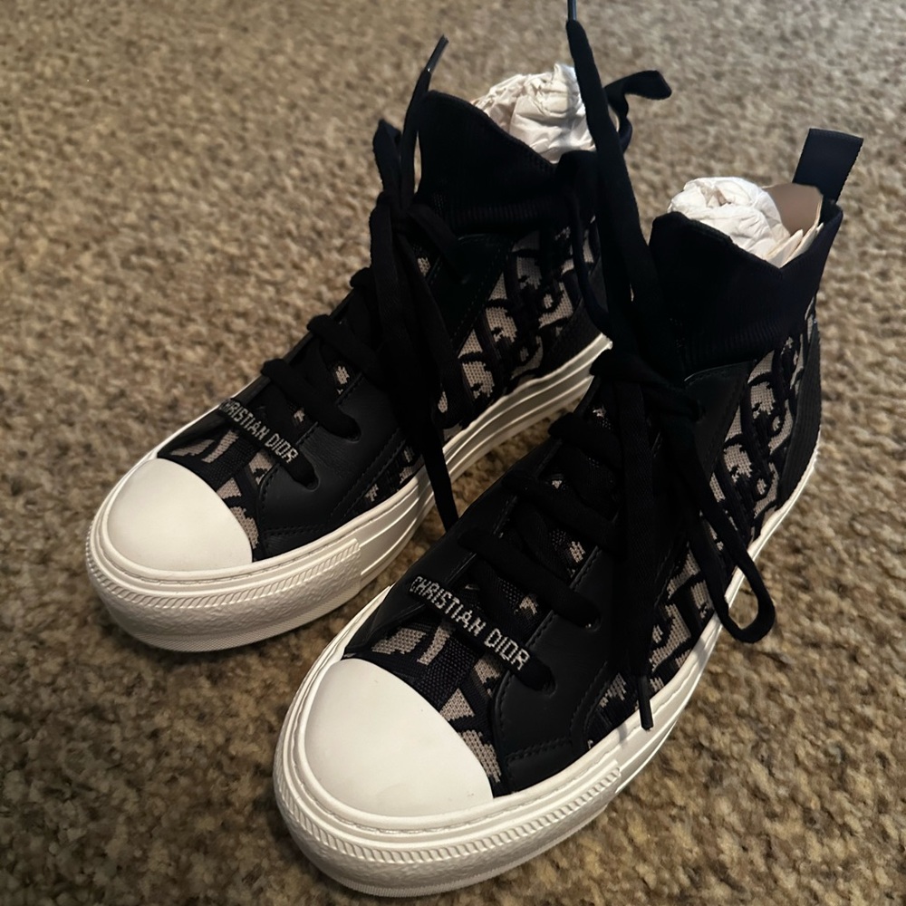 Walk’N’Dior women’s sneaker size 36 in deep blue